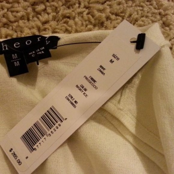 NWT THEORY twist front knit top (P.M) - Picture 7 of 9